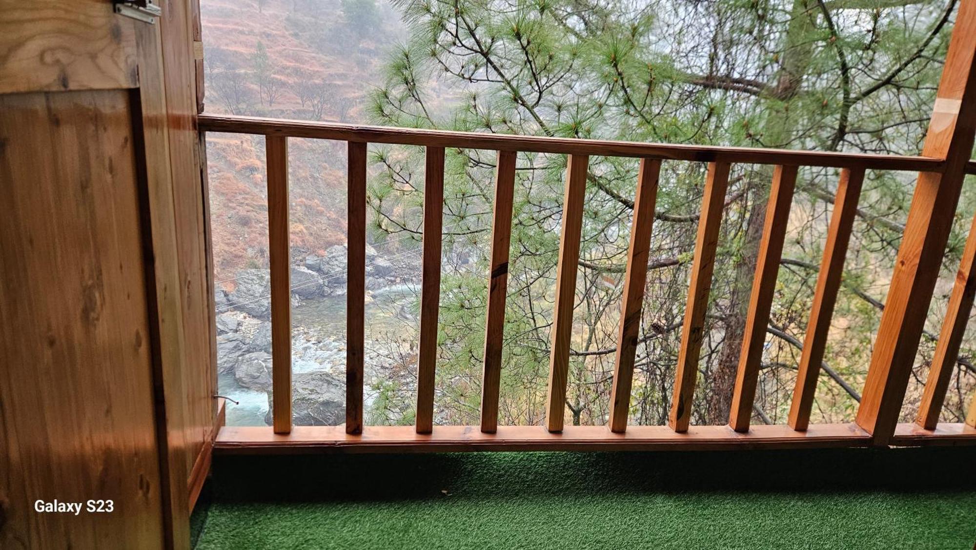 The Fiza Retreat Tirthan Banjār 외부 사진